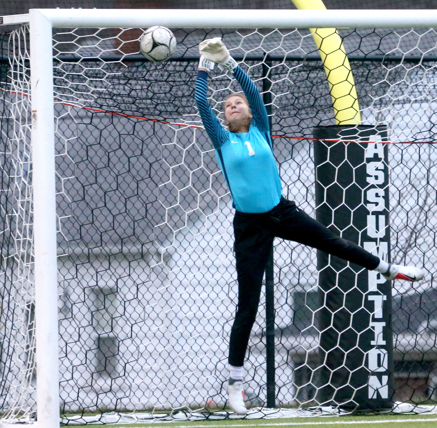 040919-qct-spt-bett-assum-Gsoccer-007